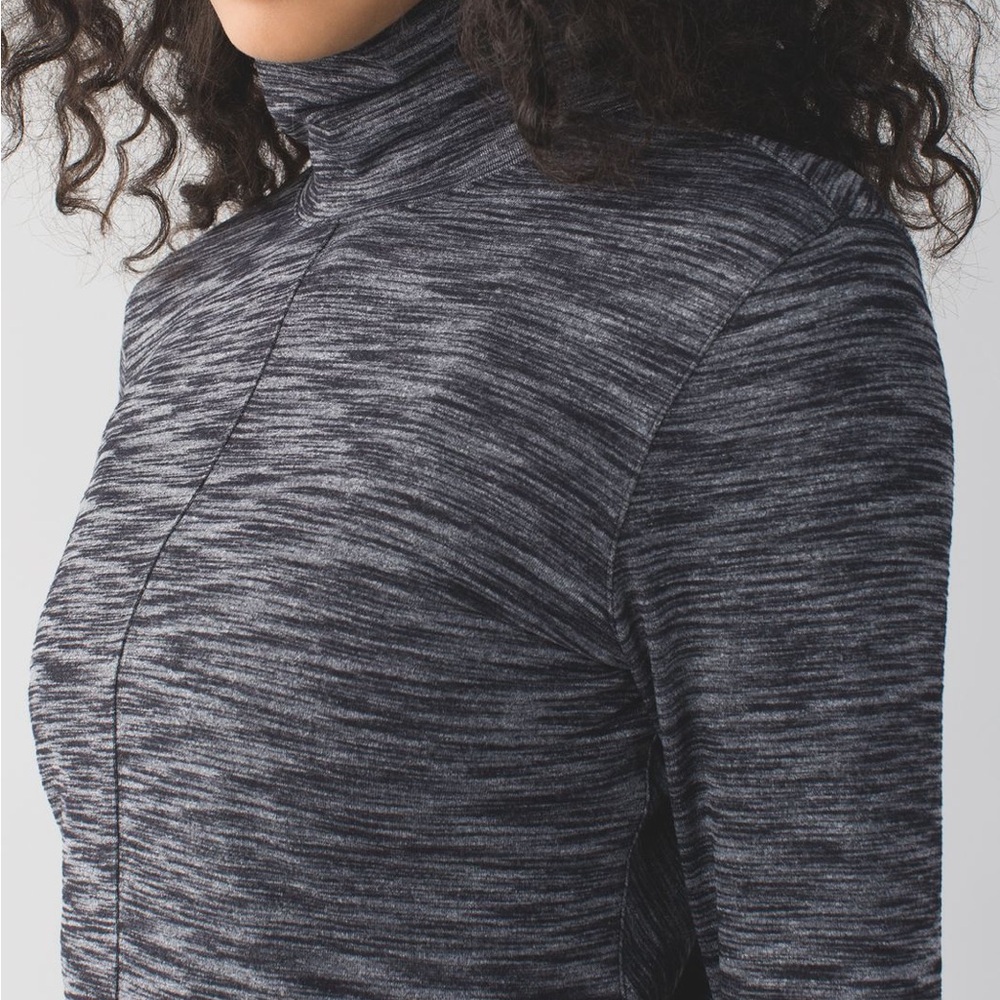 Lululemon & Go Take Off Long Sleeve Mock Neck Top Size 8 - Picture 6 of 10